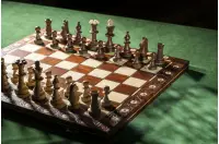 SZACHY SENATOR (42x42cm) - klasyczne drewniane szachy idealne na prezent SZACHY SENATOR (42x42cm) - klasyczne drewniane szachy idealne na prezent